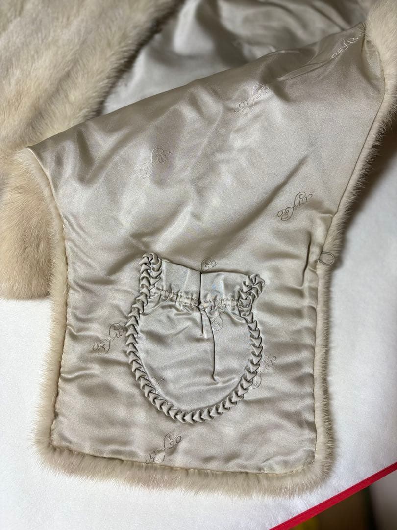 特別値下【美品】OSFURの高級ショール　クリスマス用紙袋5枚おまけ