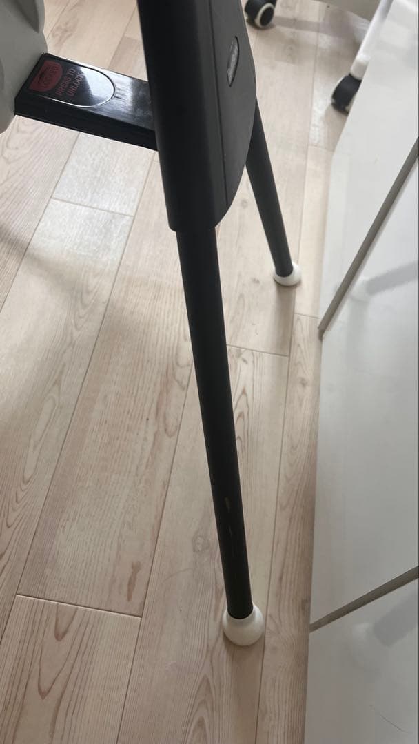 BABYBJÖRN ハイチェア ホワイト　廃盤　廃盤品　ベビービョルン