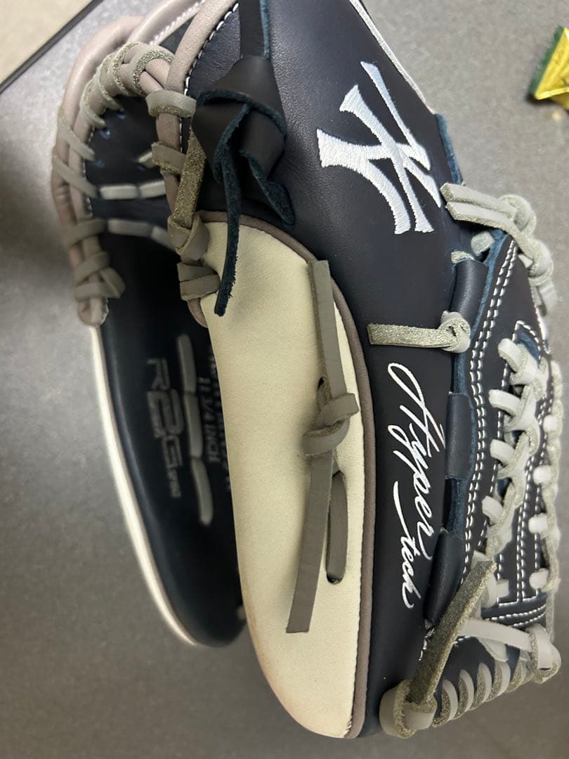 Rawlings ヤンキースモデル　一般軟式グローブ