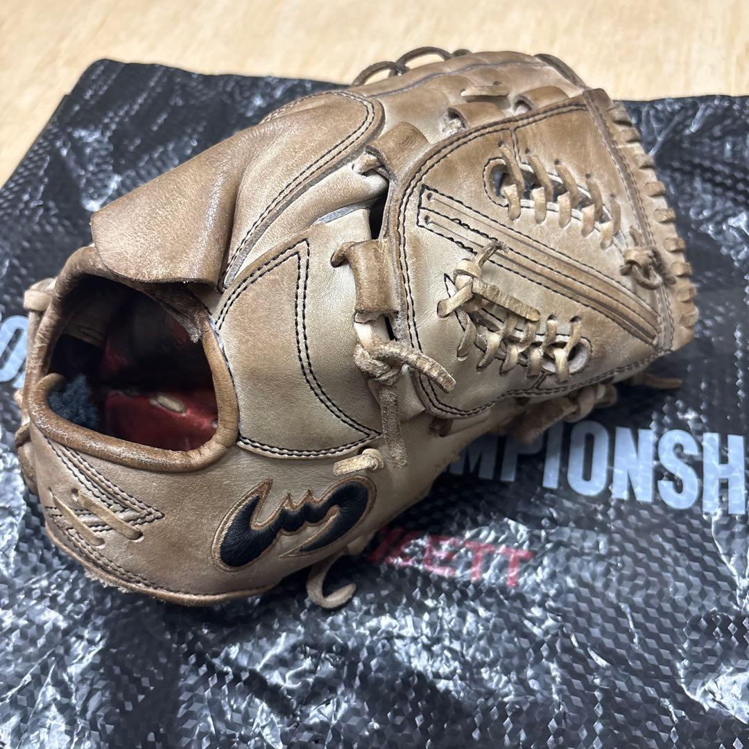 ジームス硬式用ピッチャー用グローブ