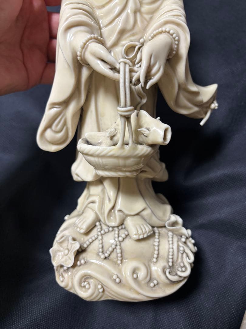 中国古美術　明の時代　徳化窯　白磁観音菩薩像 何朝宗　34cm