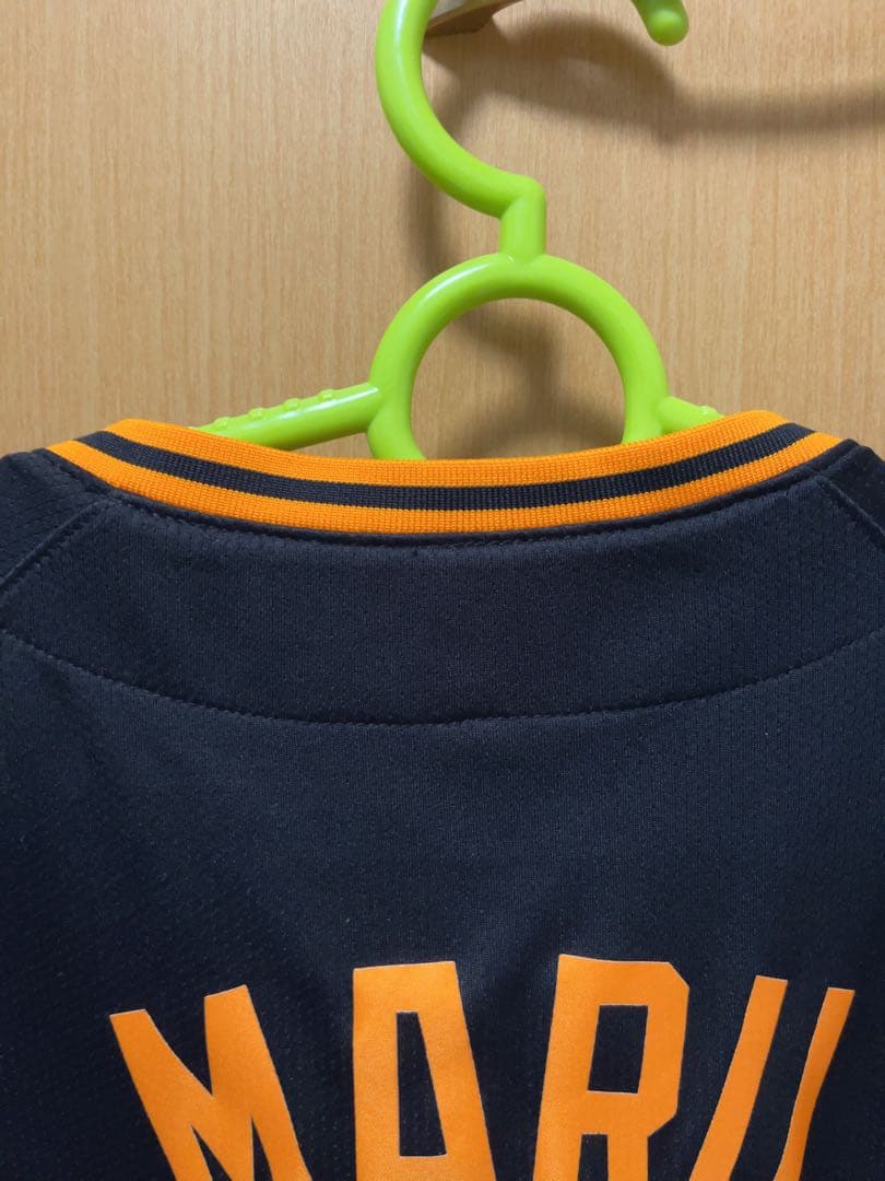 ジャイアンツ　GIANTS丸佳浩　サードユニフォーム3rdユニ　黒ユニ　Mサイズ