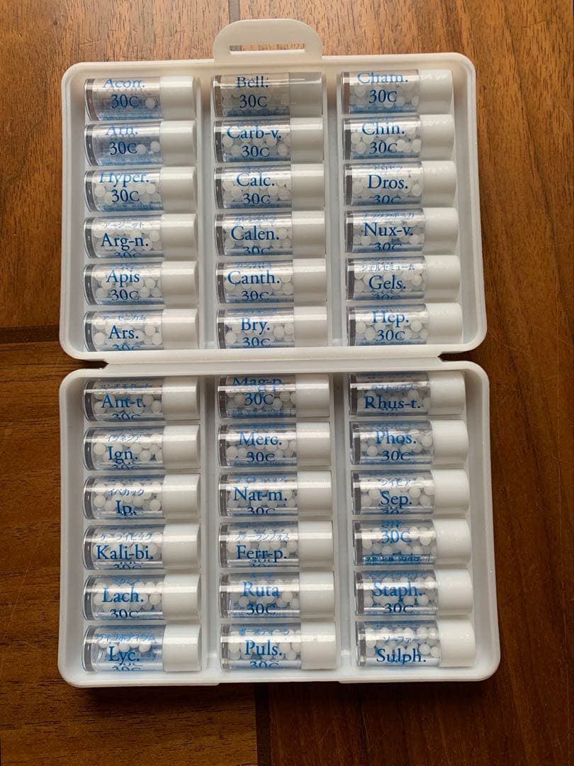 レメディー36基本セット　Acon. Arn.の30c大瓶、200c小瓶