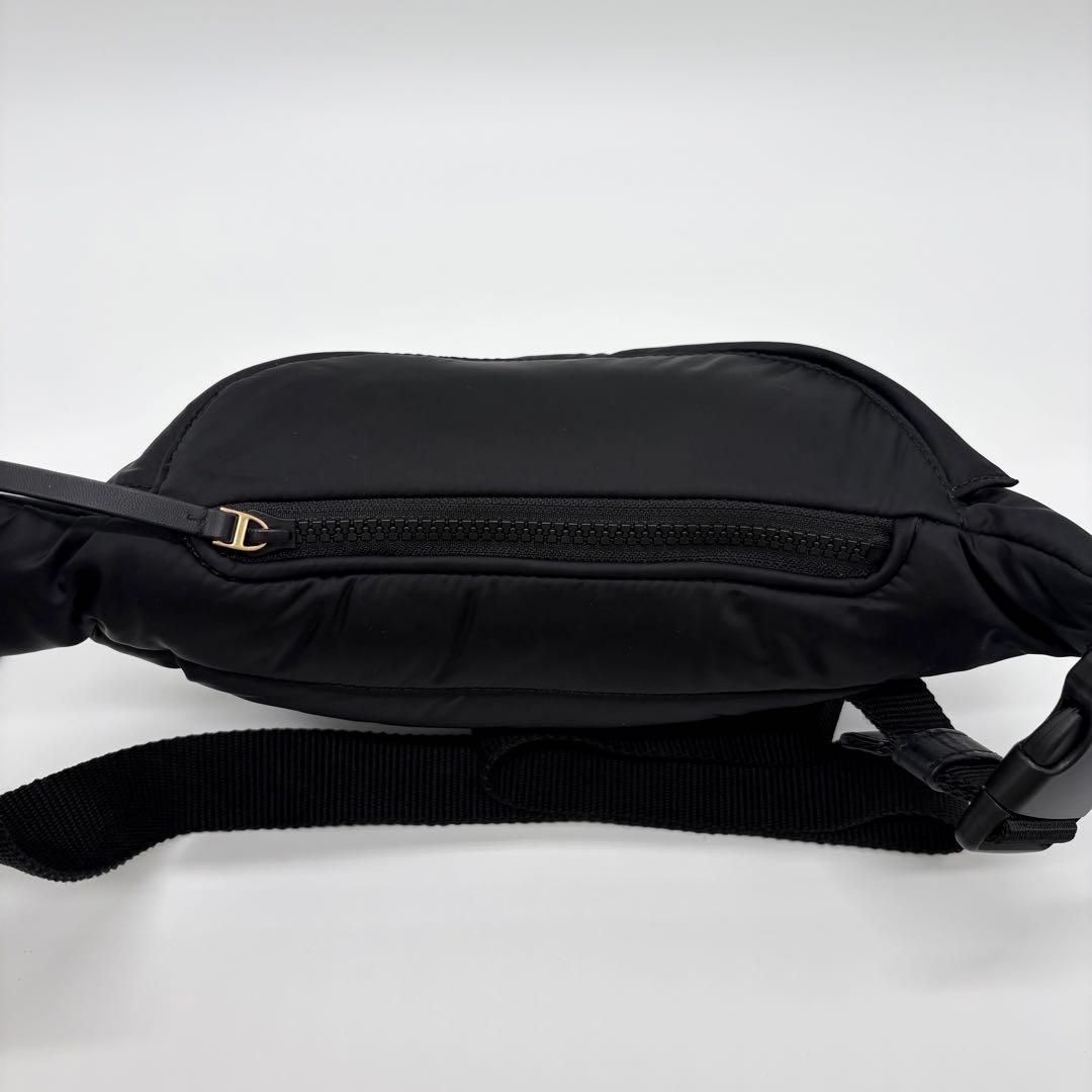 極美品✨トリーバーチ ボディバッグ エラ ベルトバッグ ナイロン ブラック