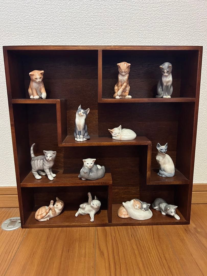 値下ロイヤルコペンハーゲン猫12ミニキャットコレクションフィギアひな祭りネコの日