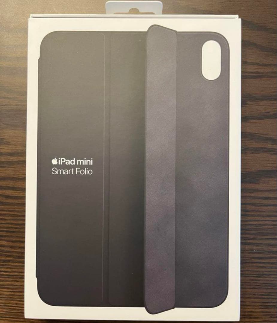 iPad mini(第6世代)とiPad mini Smart Folio付き