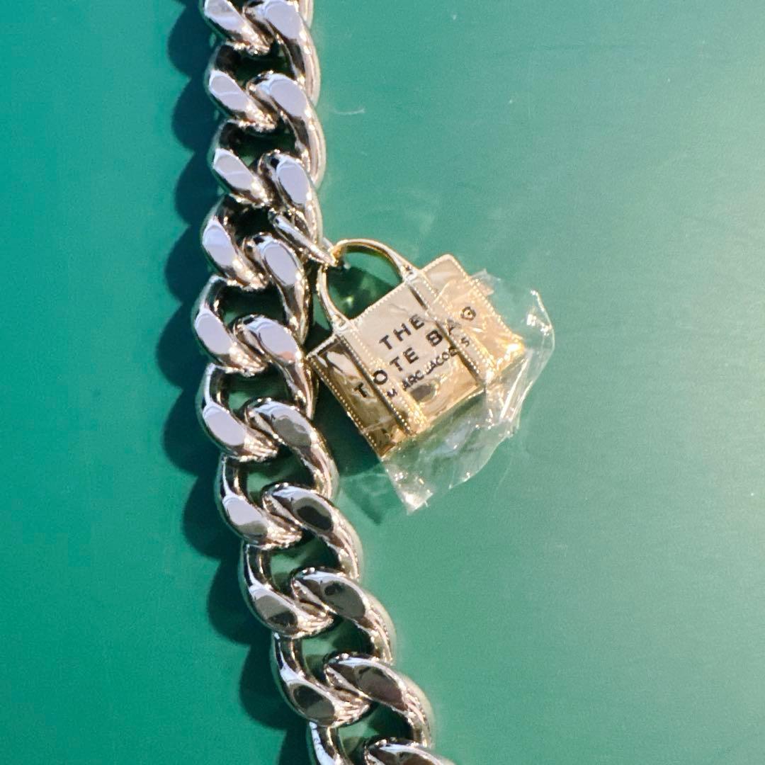 【セール最終価格】MARC JACOBSマークジェイコブス ストラップ チェーン