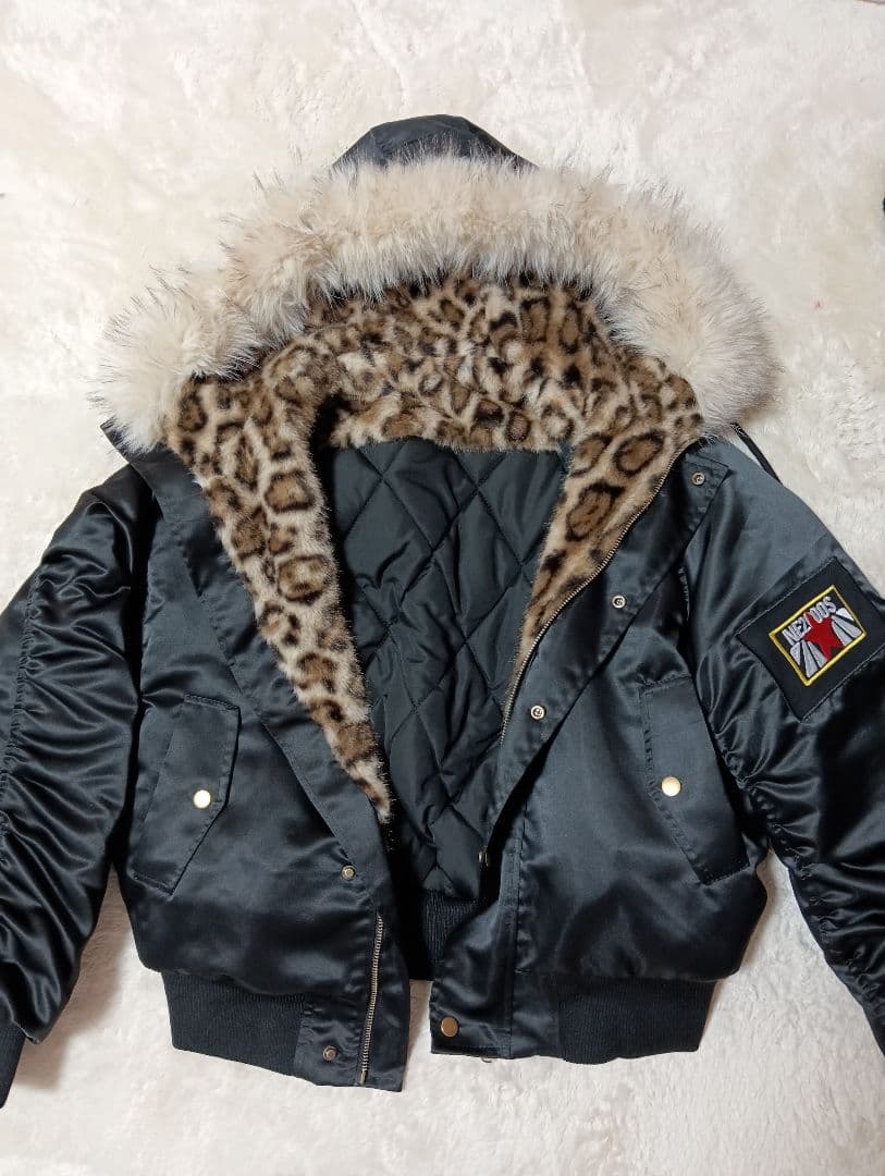 zipper clubレオパードファー付きクロップドジャケット