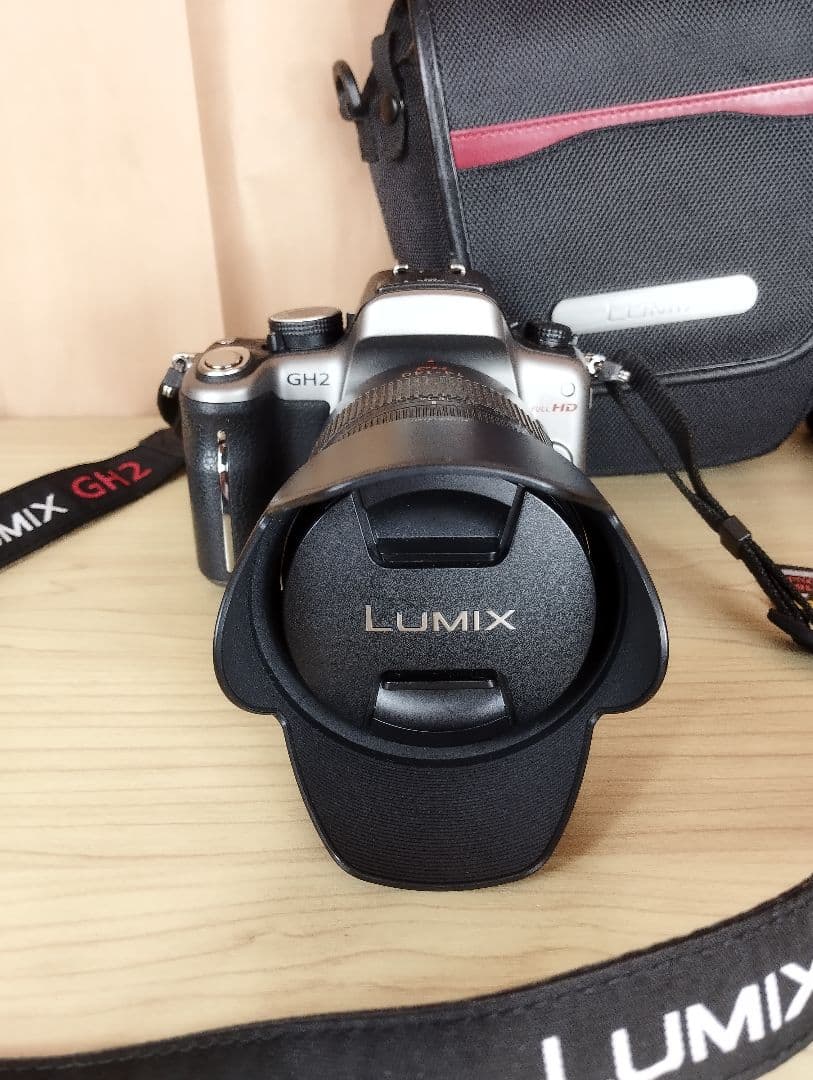 美品　一眼レフ LUMIX Panasonic DMC−GH2 セット