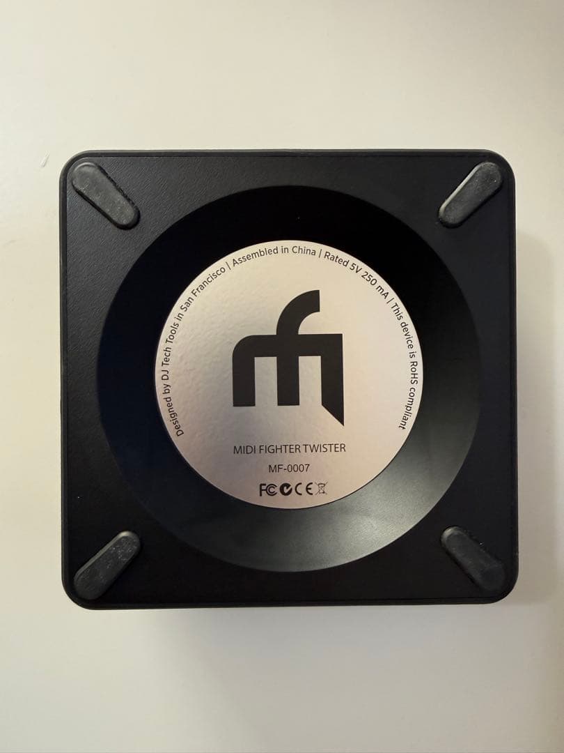 DTM・DAW MIDI FIGHTER TWISTER BLACK