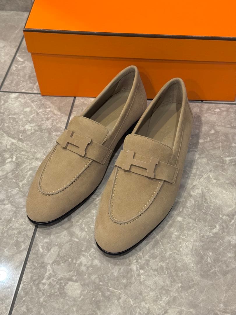 新品　エルメス　パリ　37 ベージュアルジル