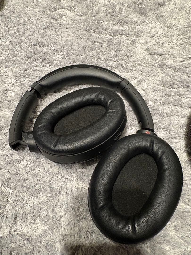 SONY ワイヤレスヘッドホン（WH-1000XM4）（値段交渉可）