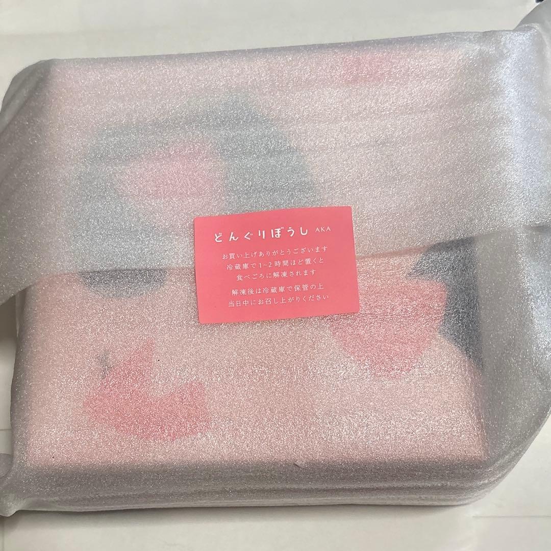 s どんぐりぼうし 赤 スノーボール 赤 黒 ごろり 名古屋高島屋限定品