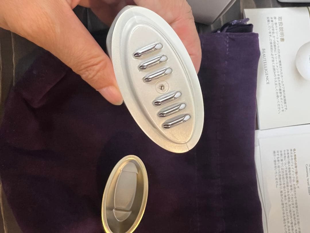 NEWAリフト ビューテリジェンス 美顔器　新品ジェル付き