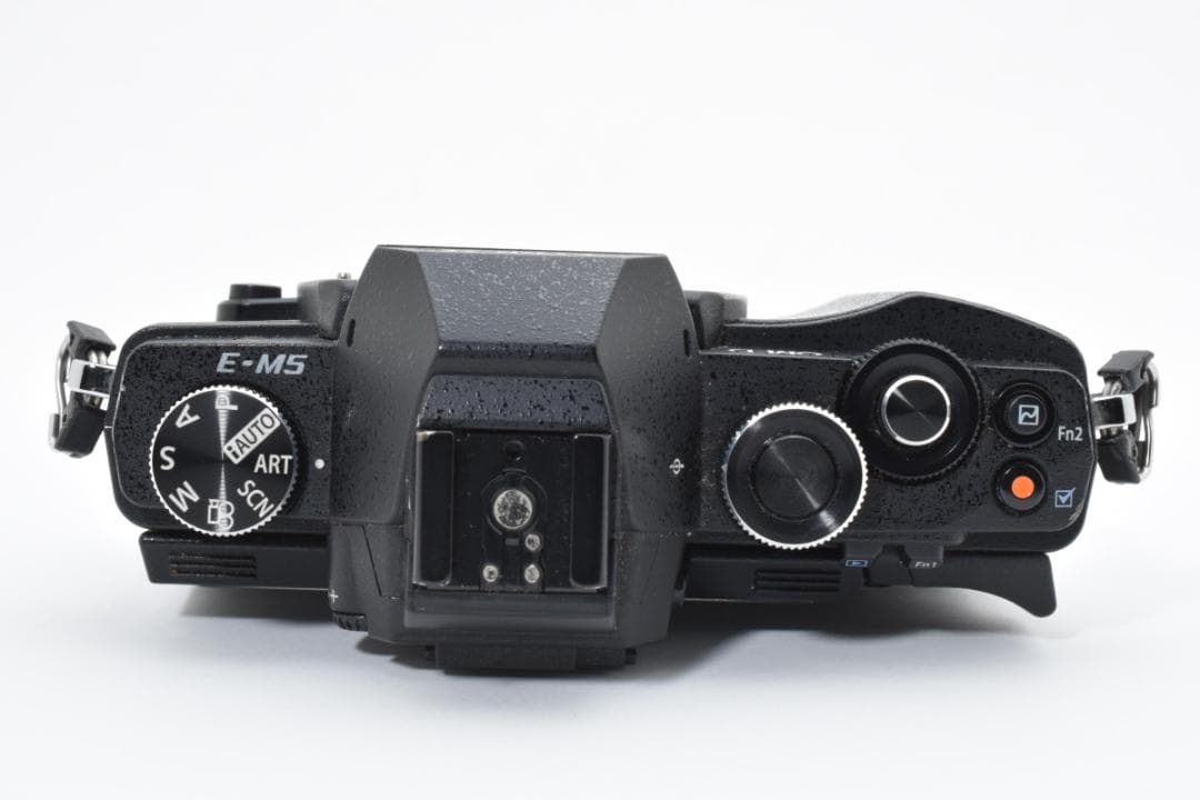 ジャンク◆OLYMPUS OM-D E-M5 バッテリー充電器フラッシュ@c45