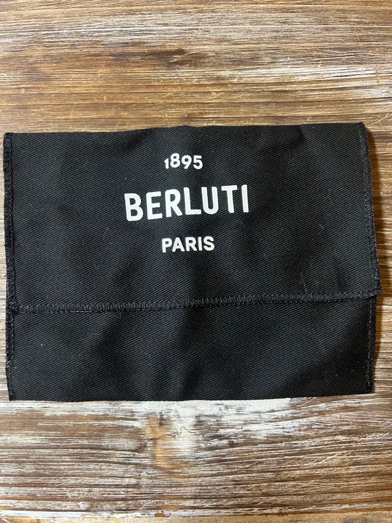 ベルルッティ　名刺入れ　最終値下げ