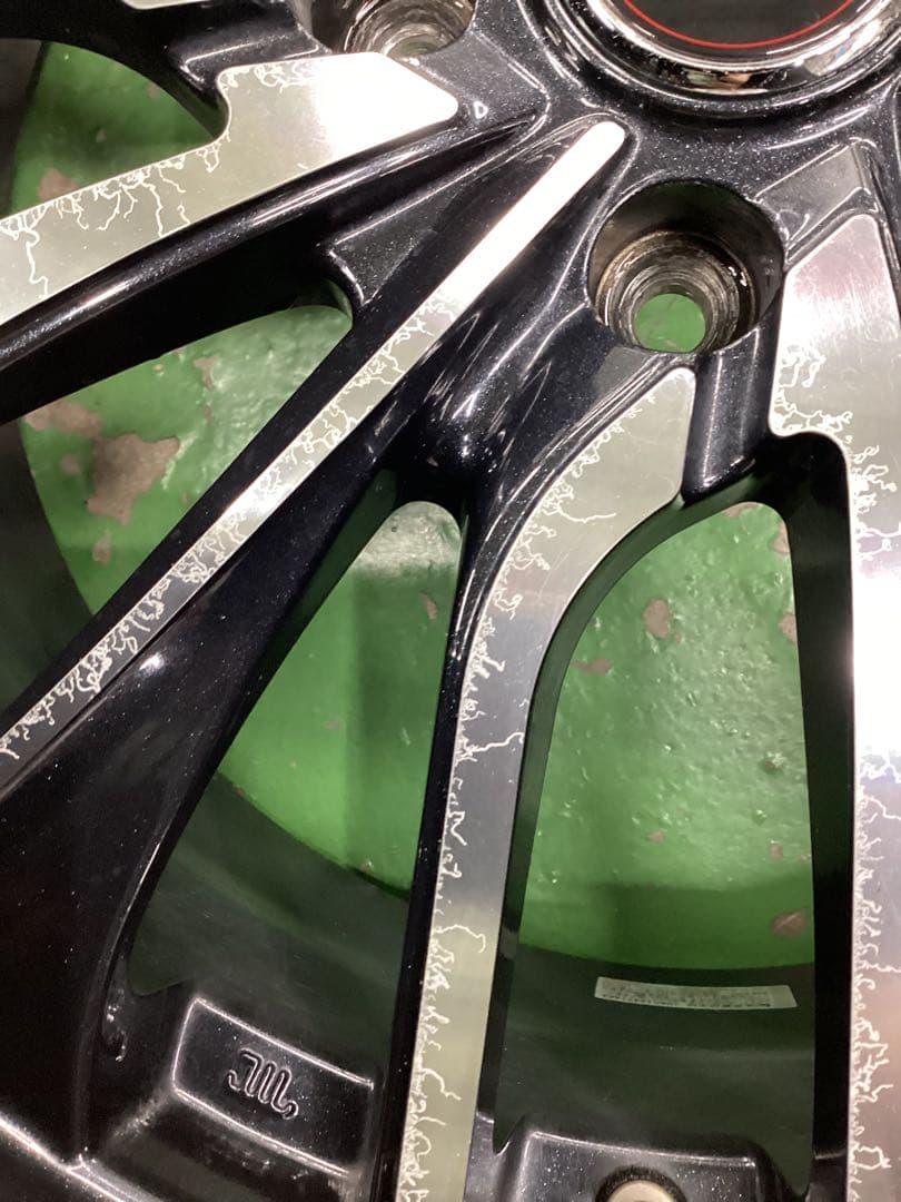 清道　中古レオニスVT 18インチセット　レヴォーグ、オデッセイ等