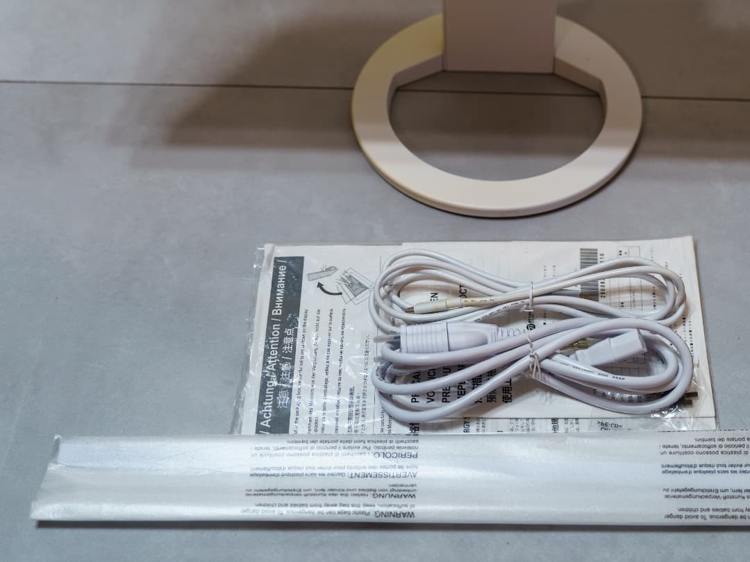 ジャンク）EIZO FlexScan EV2795