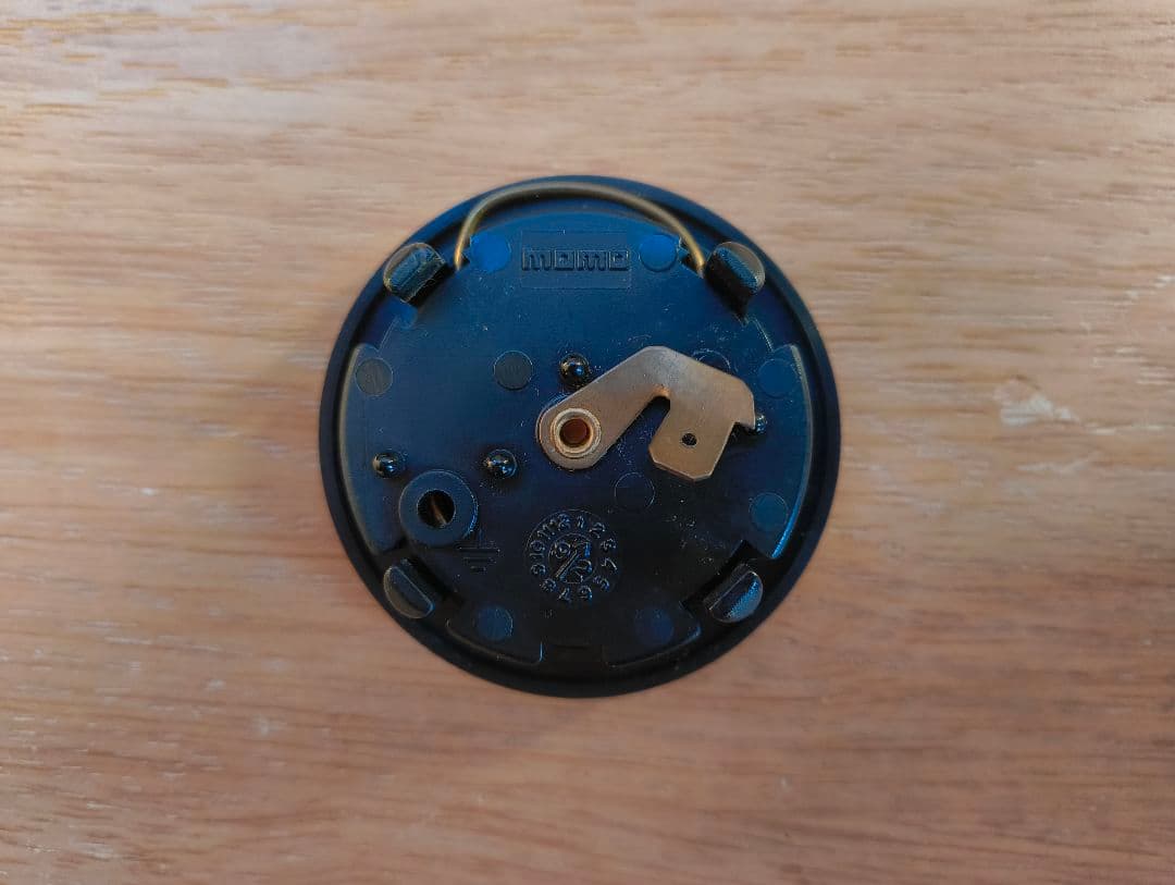 日産 NISSAN ホーンボタン MOMO 正規品 旧車 箱スカ フェアレディZ