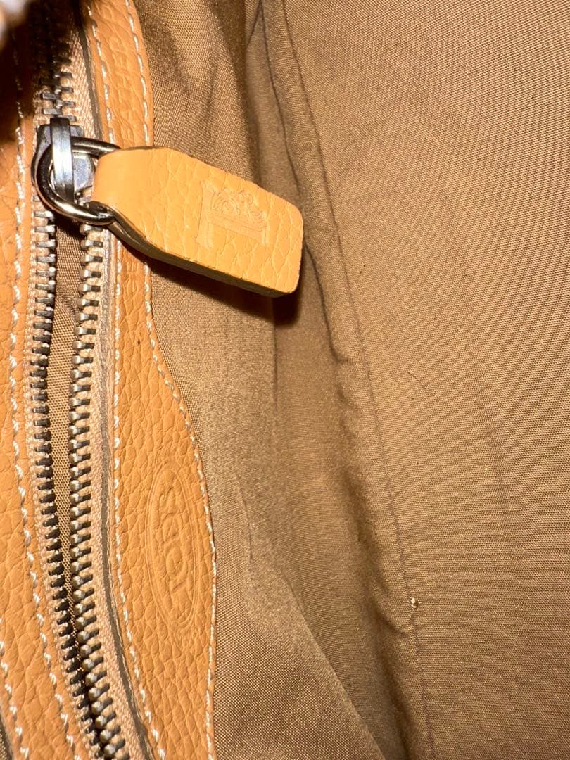 Tod’s ワンショルダー　革　ベージュバッグ