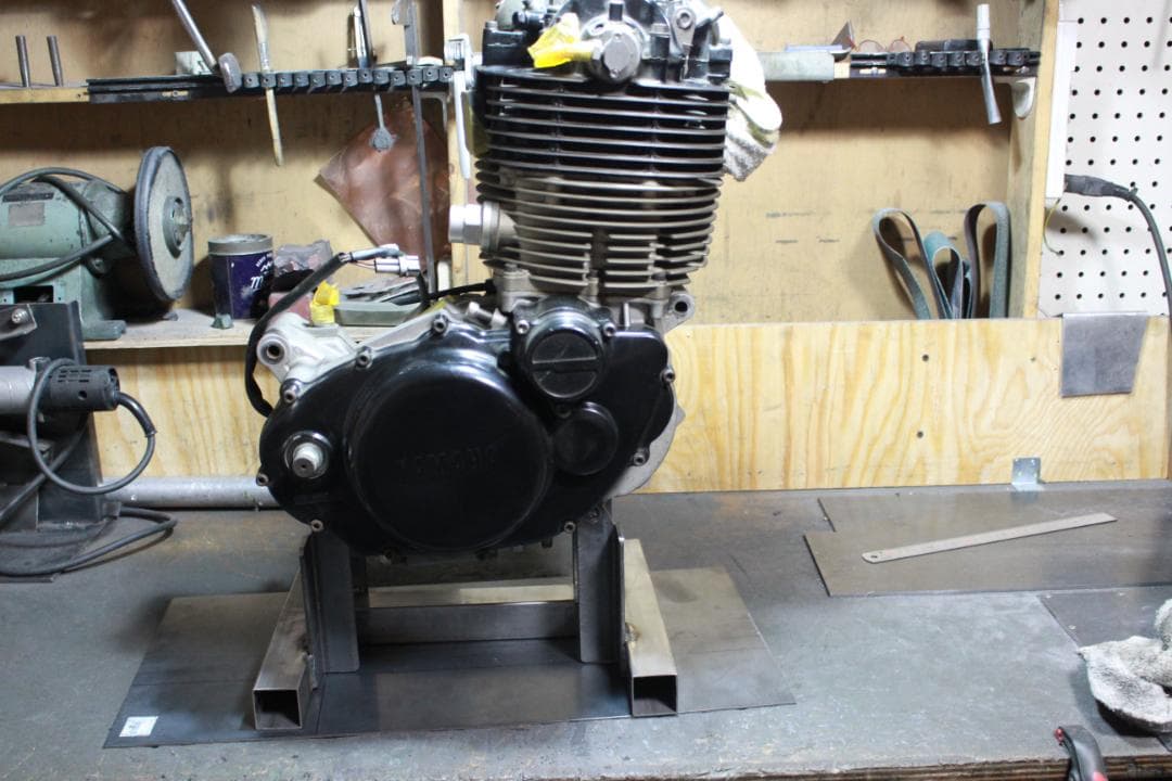 SR400 エンジンスタンド スチール 未塗装 メンテナンス ボアアップ