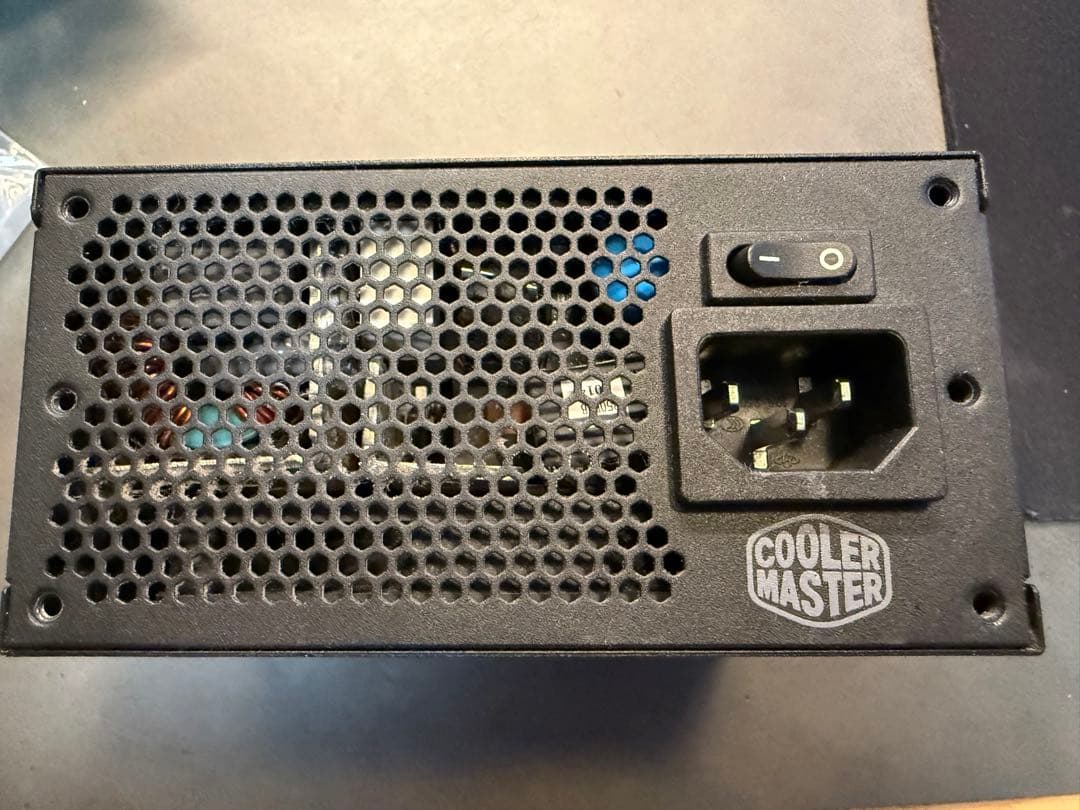 Cooler Master V850 SFX GOLD 電源ユニット