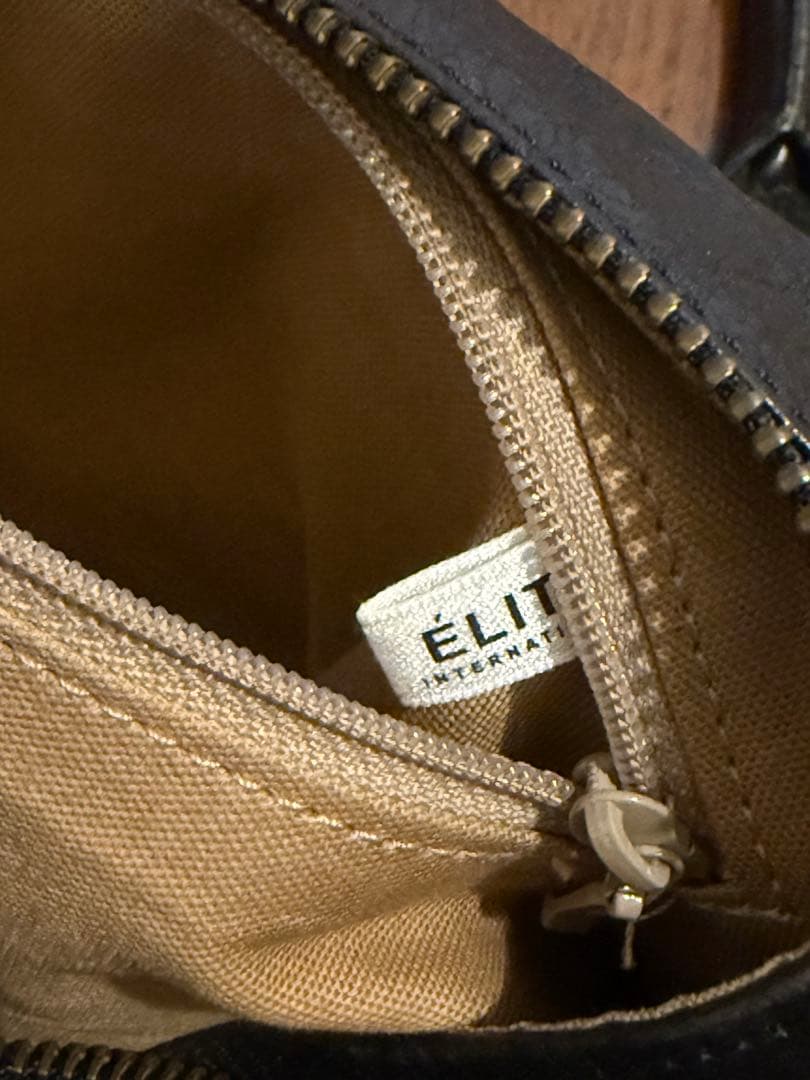 超希少【Vivienne Westwood 】チャーム付きレザーミニボストン