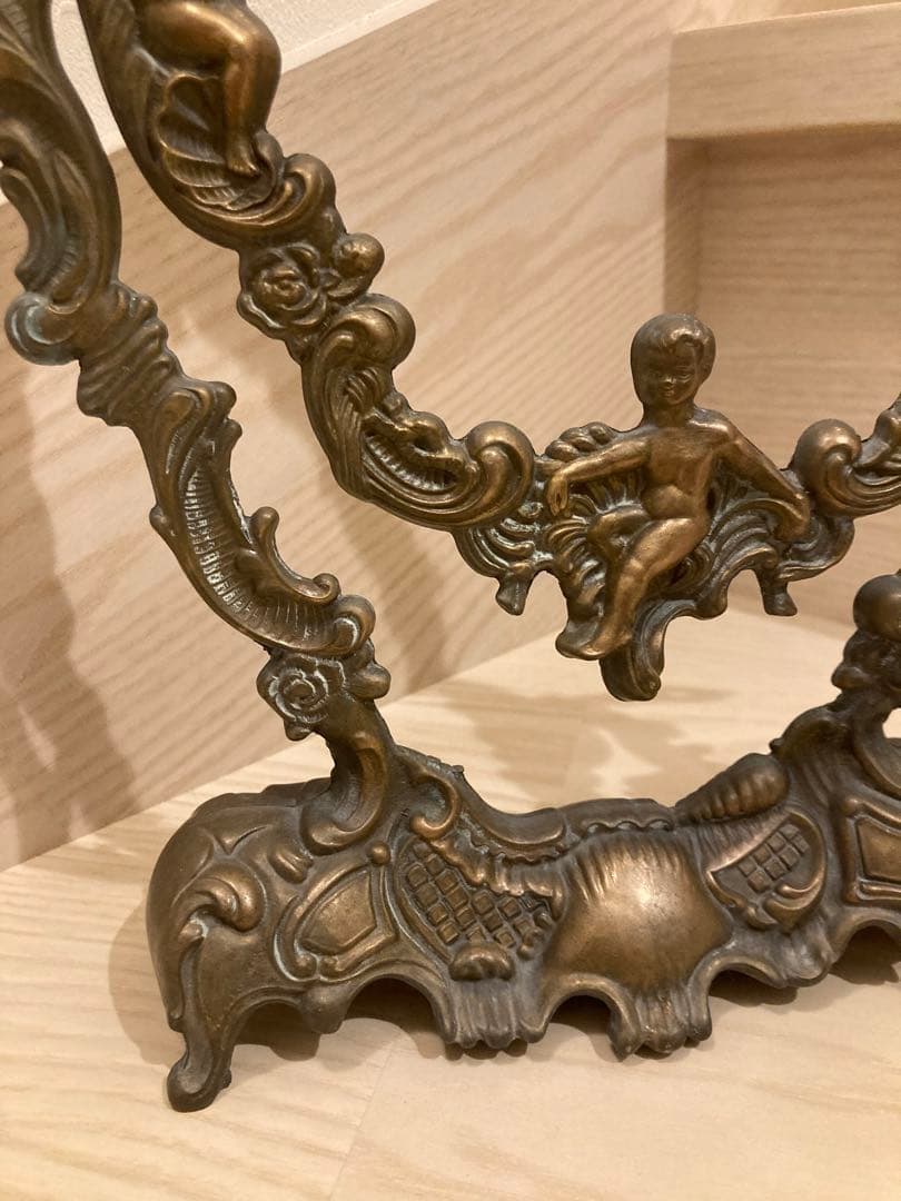 真鍮スタンド 　アンティーク 金属製 フレーム