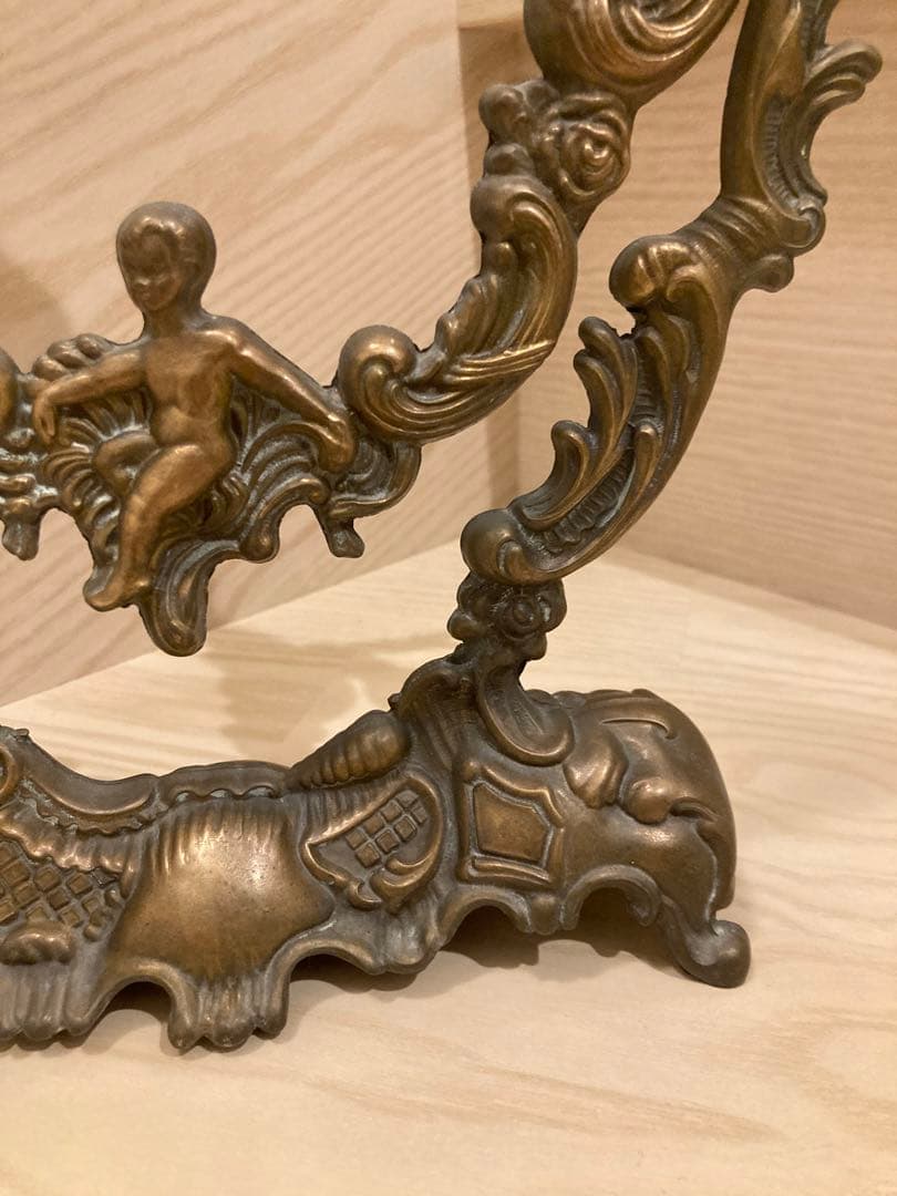 真鍮スタンド 　アンティーク 金属製 フレーム