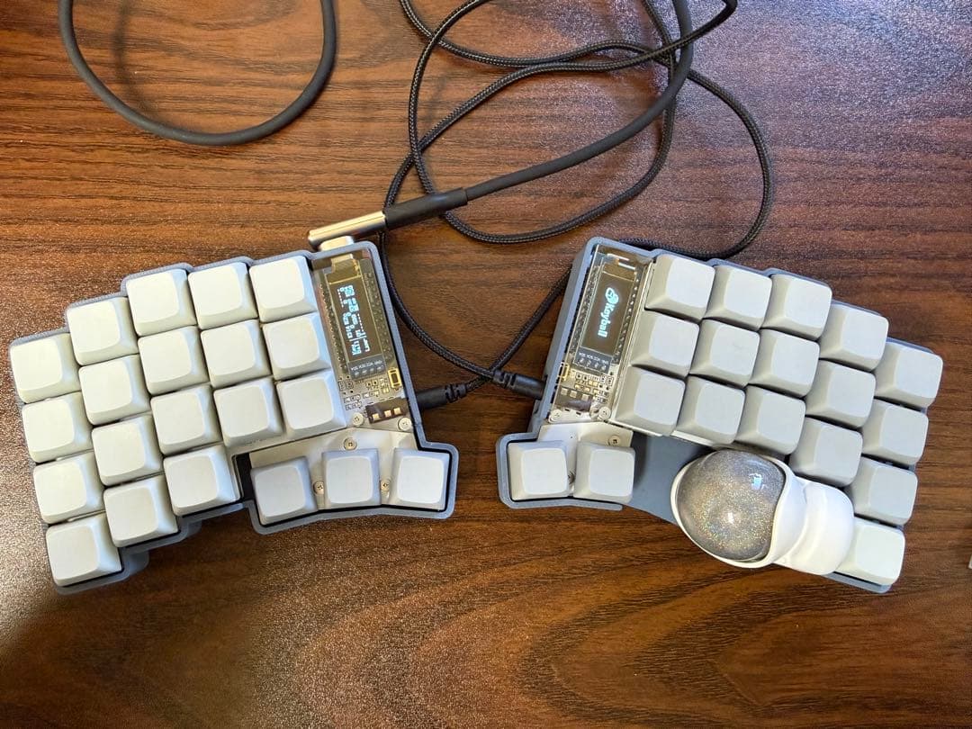 keyball39 + HHKB Studioリニアスイッチ、収納ケース