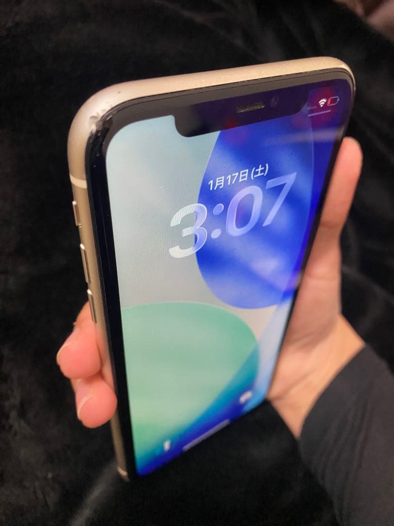 iPhone 11 ひび割れなし