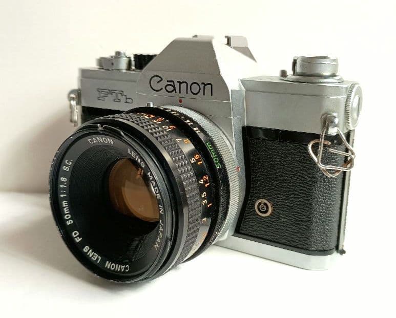 【匿名】Canon FTb 一眼レフ カメラ 35mm フィルム