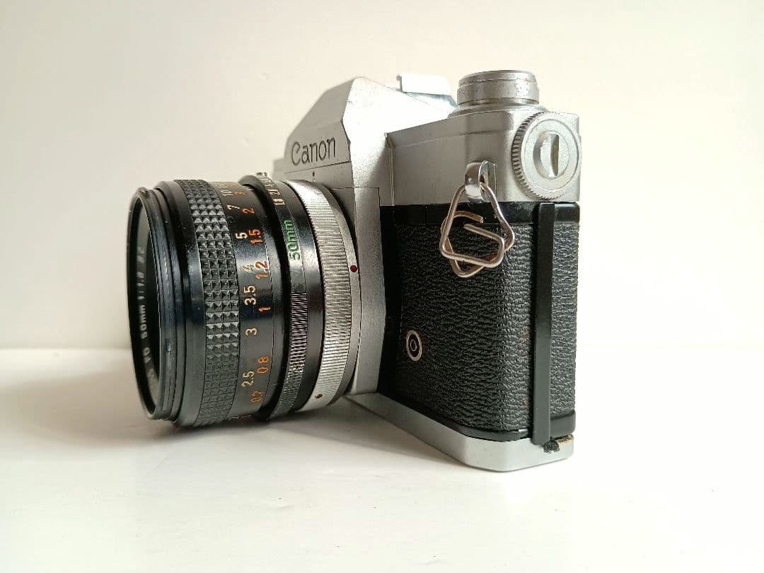 【匿名】Canon FTb 一眼レフ カメラ 35mm フィルム