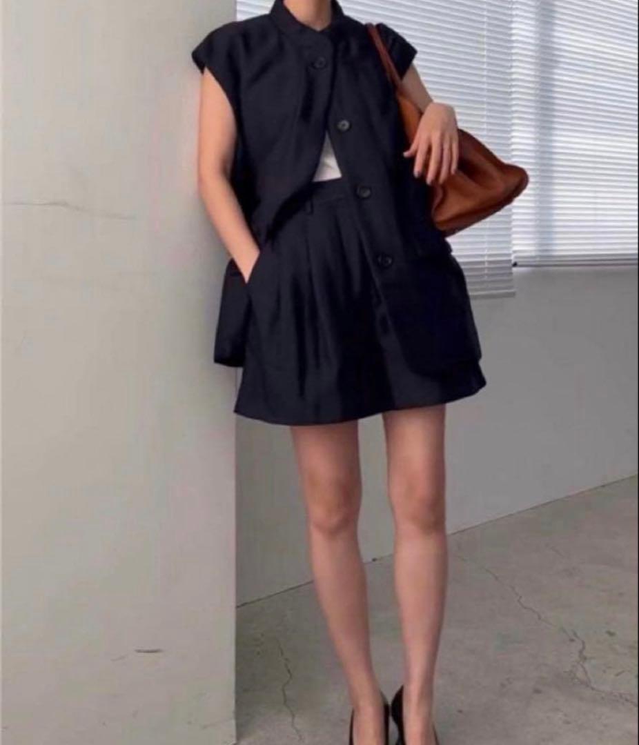 CLANE ブラック PADDED SHORT PANTS