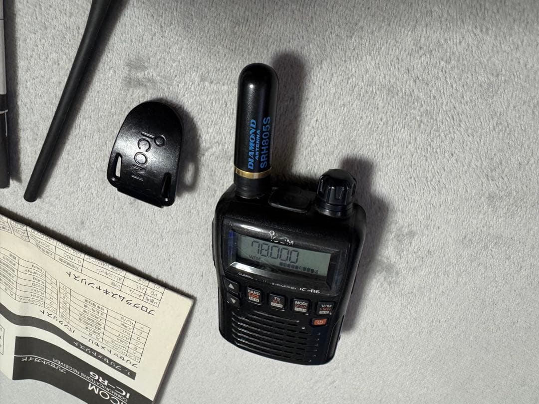 ICOM IC-R6 受信機 SRH805Sアンテナ付き