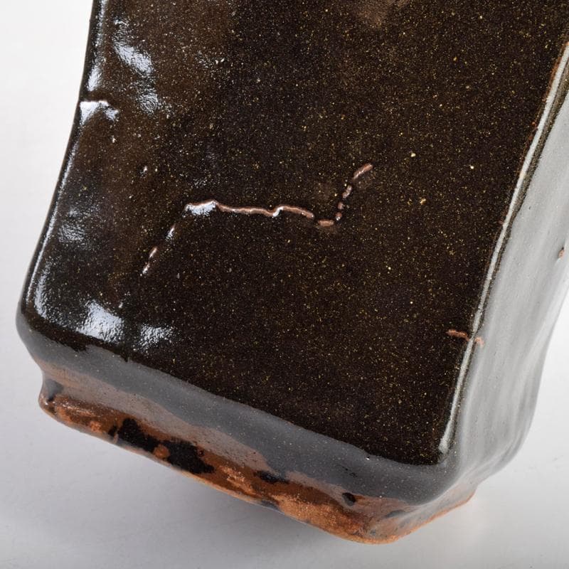 いしちゃん　濱田庄司作　益子焼　鉄釉　四方花生　共布共箱　M　R8832B