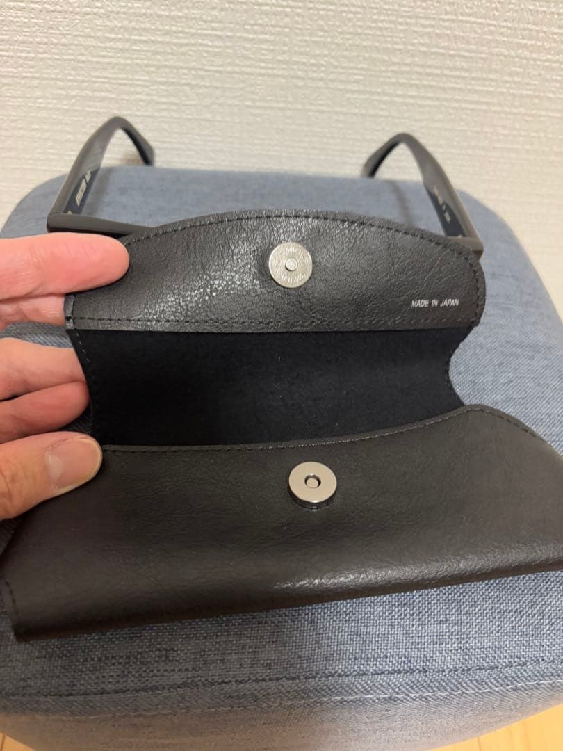 EFFECTOR エフェクター　ファズ　黒×金　ケース付き！