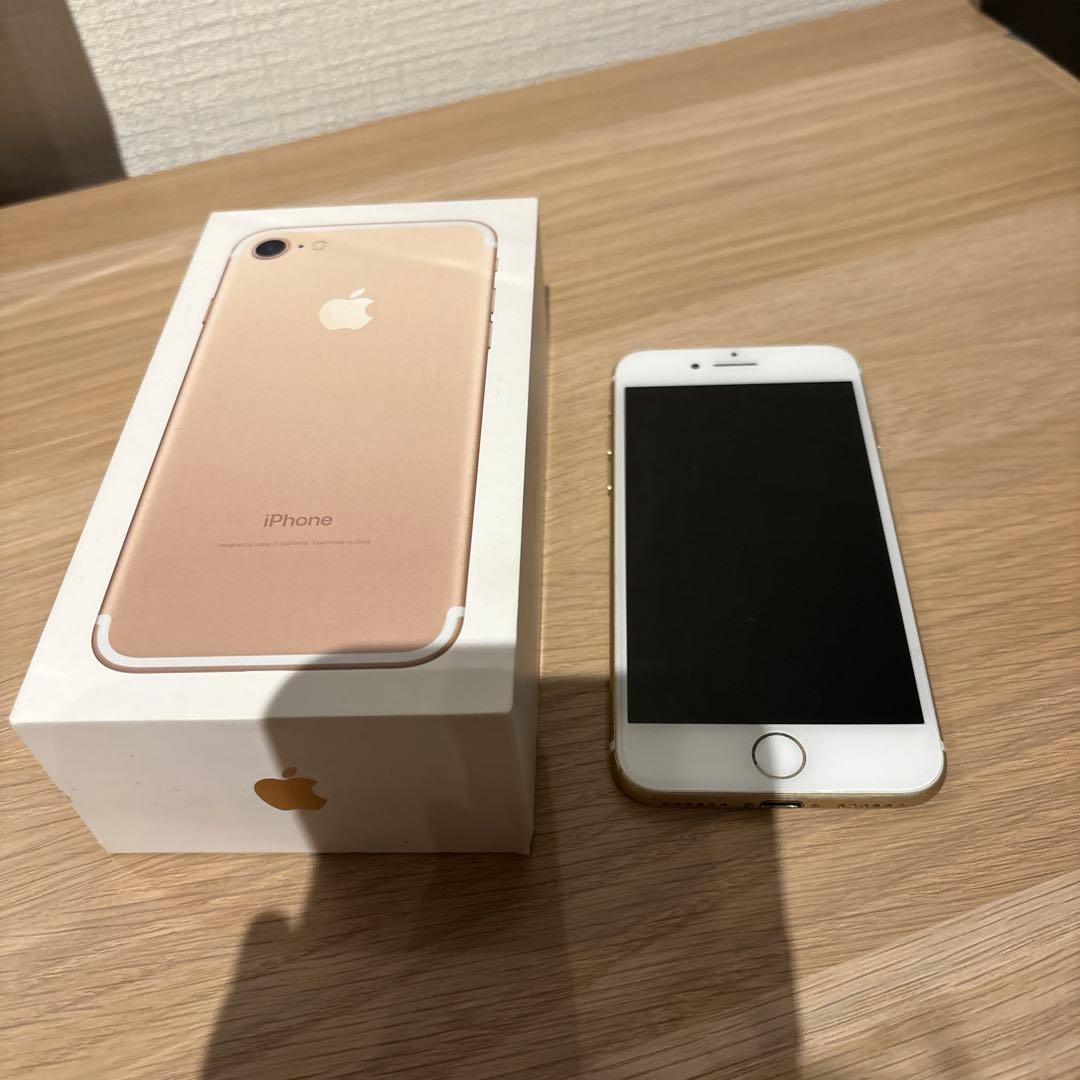 Apple iPhone 7 ゴールド 本体
