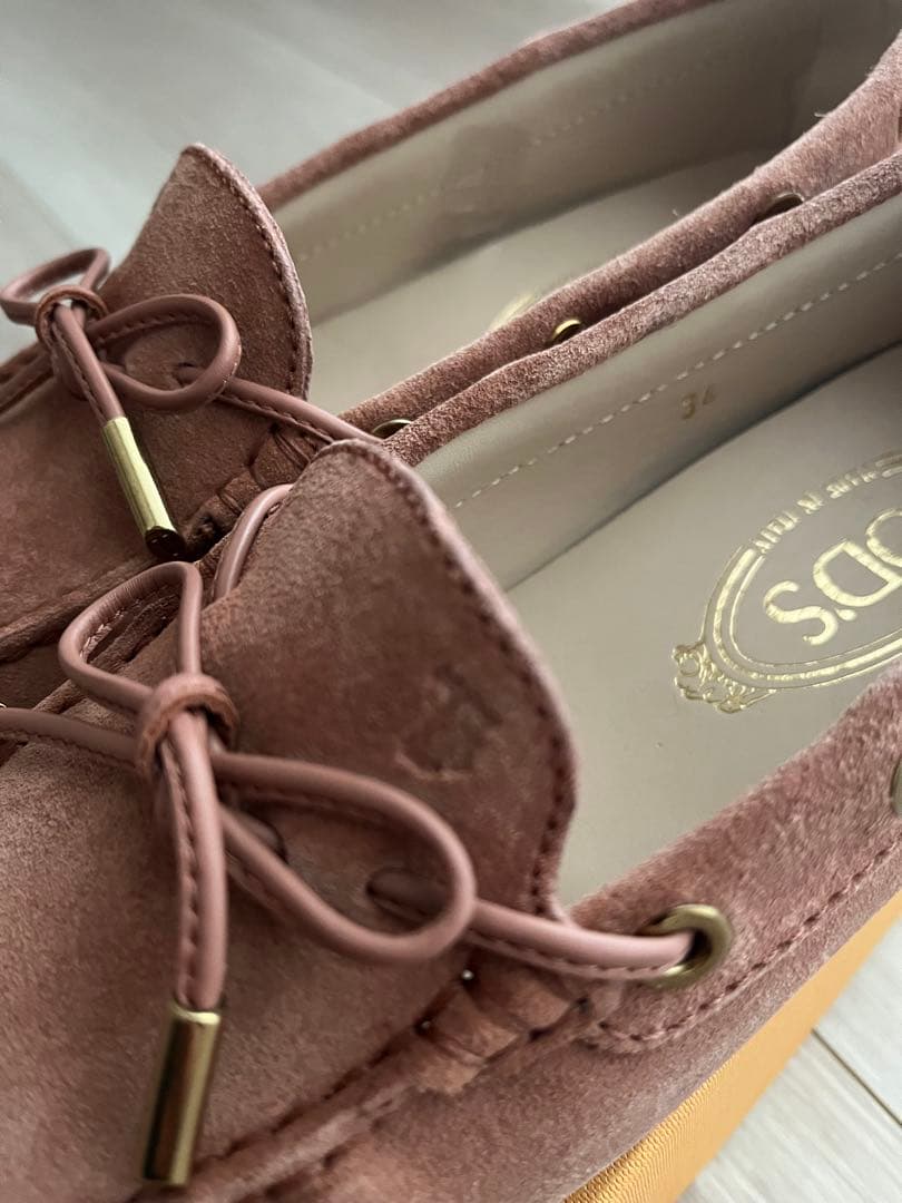 TOD'S スエード ローファー ドライビングシューズ　34 新品