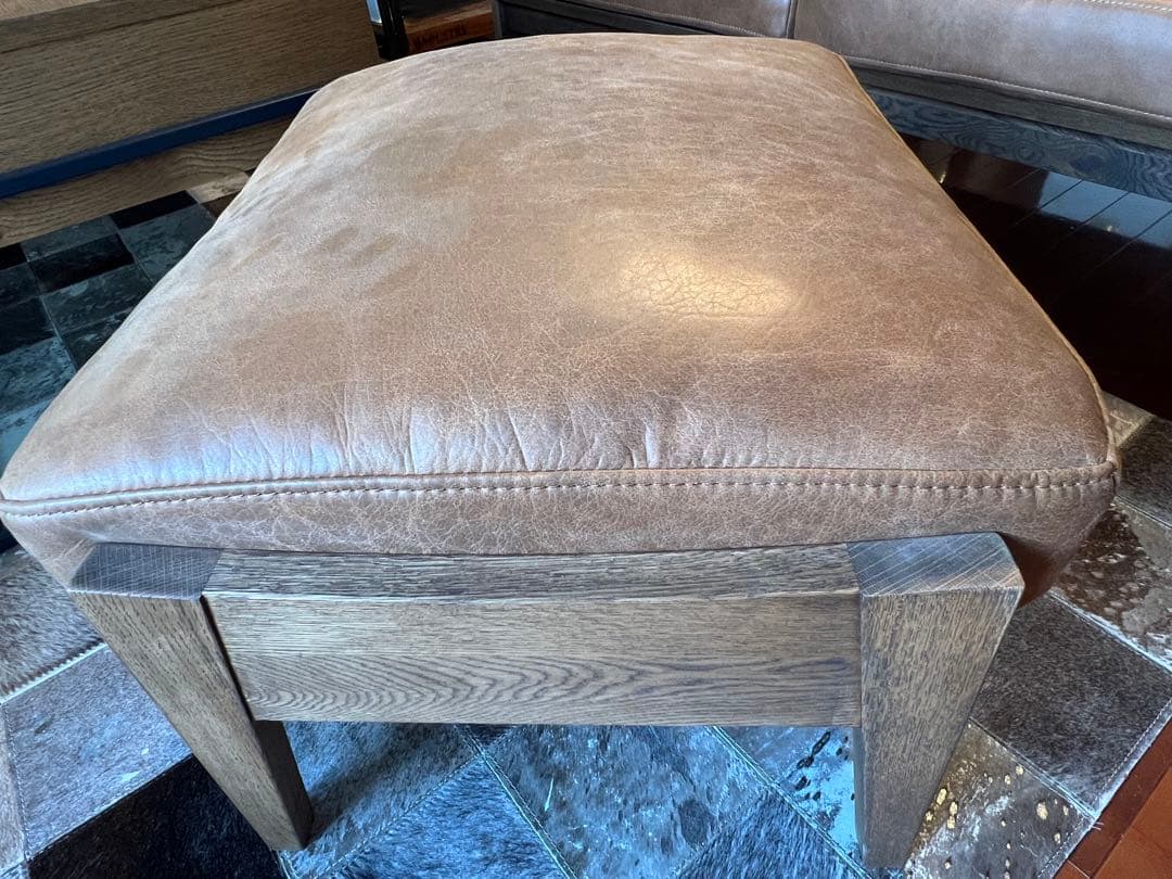 22日までオーカー(ジクロ)ソファ 2.5人掛　オットマン付属　クラッシュゲート