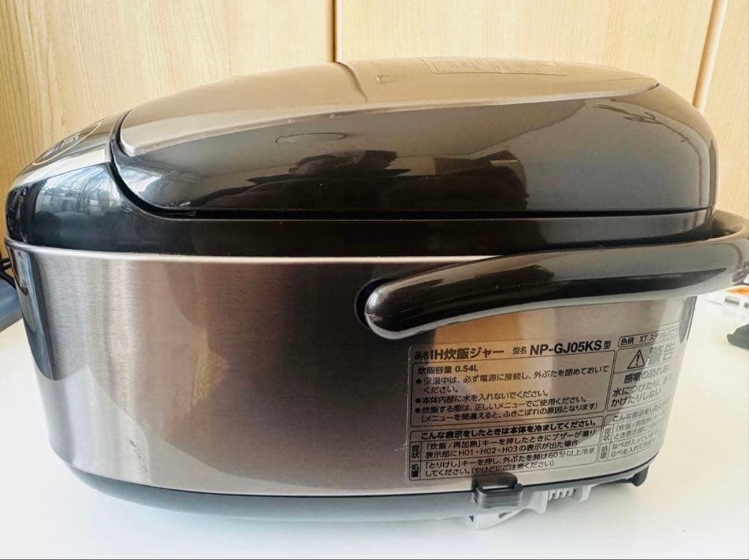 2024年後期に購入 象印 IH炊飯器 NP-GJ05KS 黒