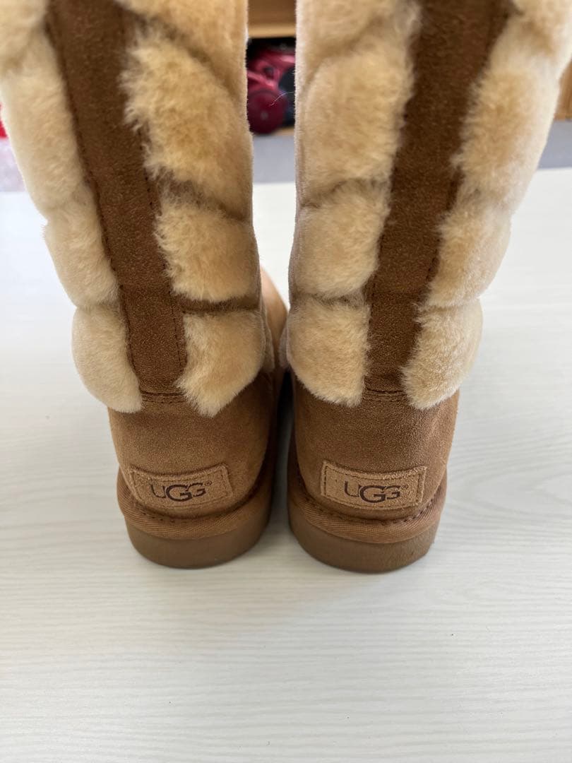 新品未使用 UGG ブーツ サイズ24