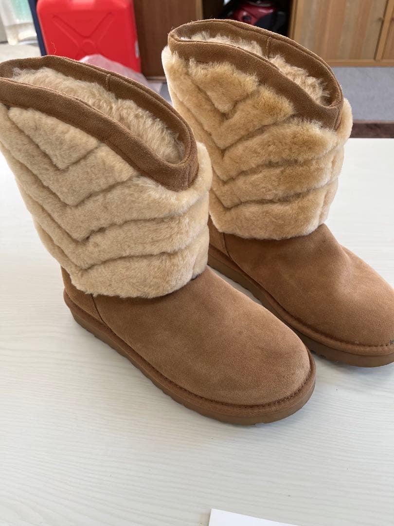 新品未使用 UGG ブーツ サイズ24