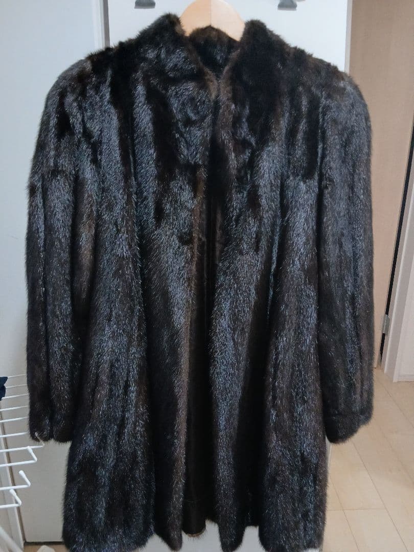 d*2様 美品SAGAMINKPARTINA ダークブラウン 毛皮ロングコート