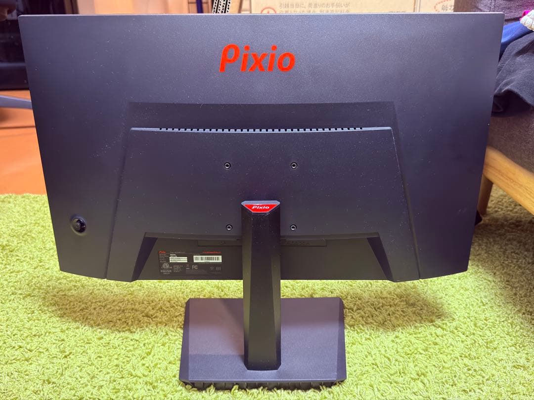 【セール中】Pixio PXC243 湾曲ディスプレイ 144Hz