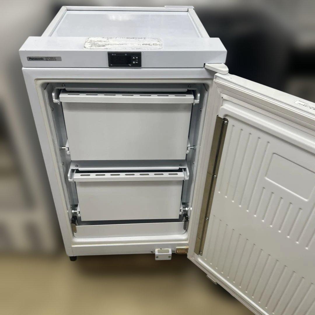 6550 Panasonic 小型冷凍ストッカー SCR-T66D-A
