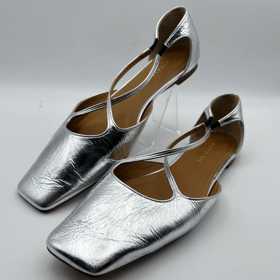 大人気❗️美品✨ピッピシック アンバー スクエアトゥ フラットシルバー 38 25