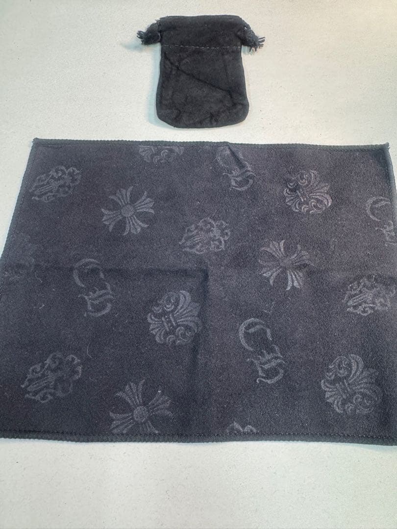 CHROME HEARTS シルバーポリッシングクロスとチャーム