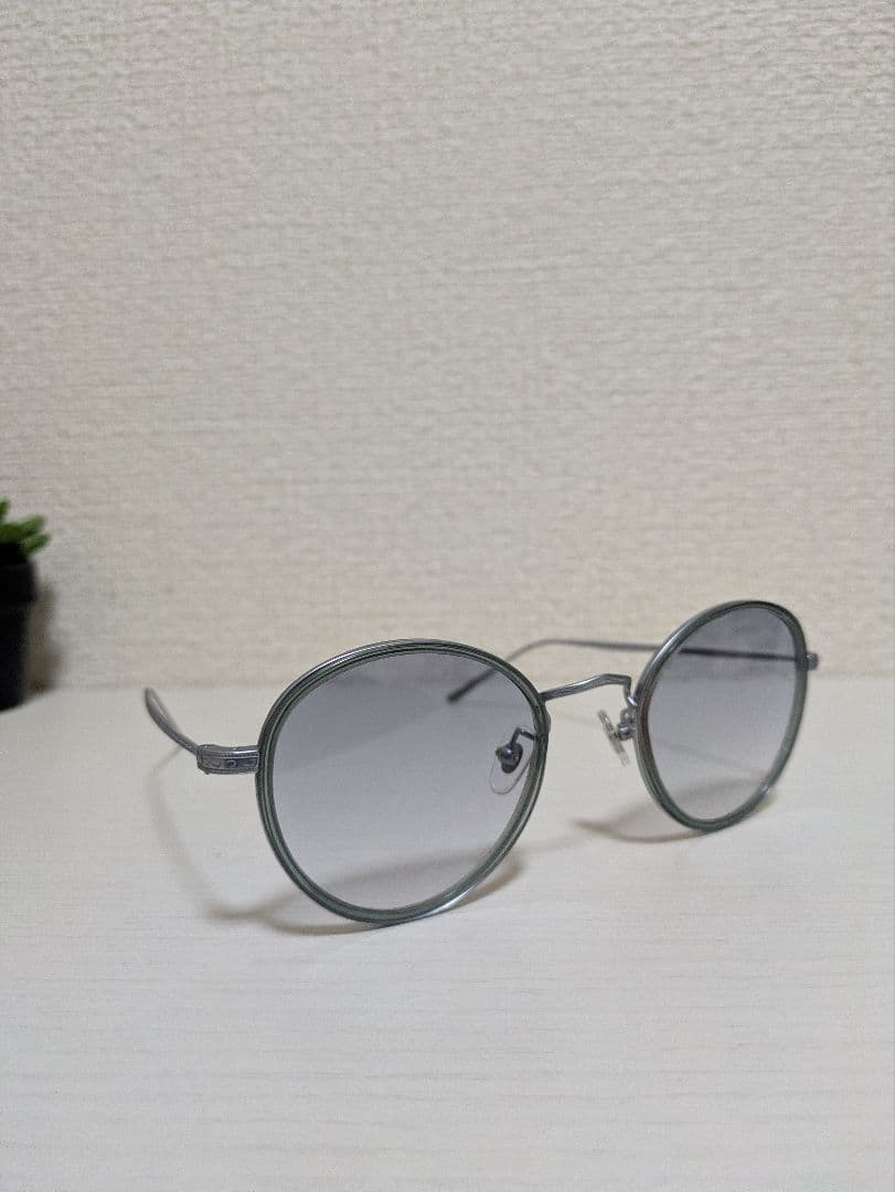 新品未使用 オリバーピープルズ サングラス Marret チタン 日本製シルバー