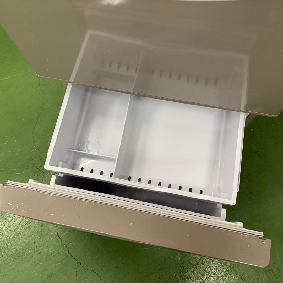 228 日立　大型冷蔵庫　375L 300L強　小型　家庭用　右開き　自動製氷